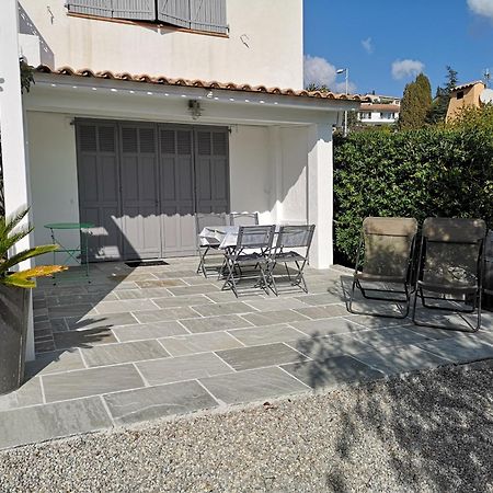Villa Heliomar Cavalaire-sur-Mer Buitenkant foto